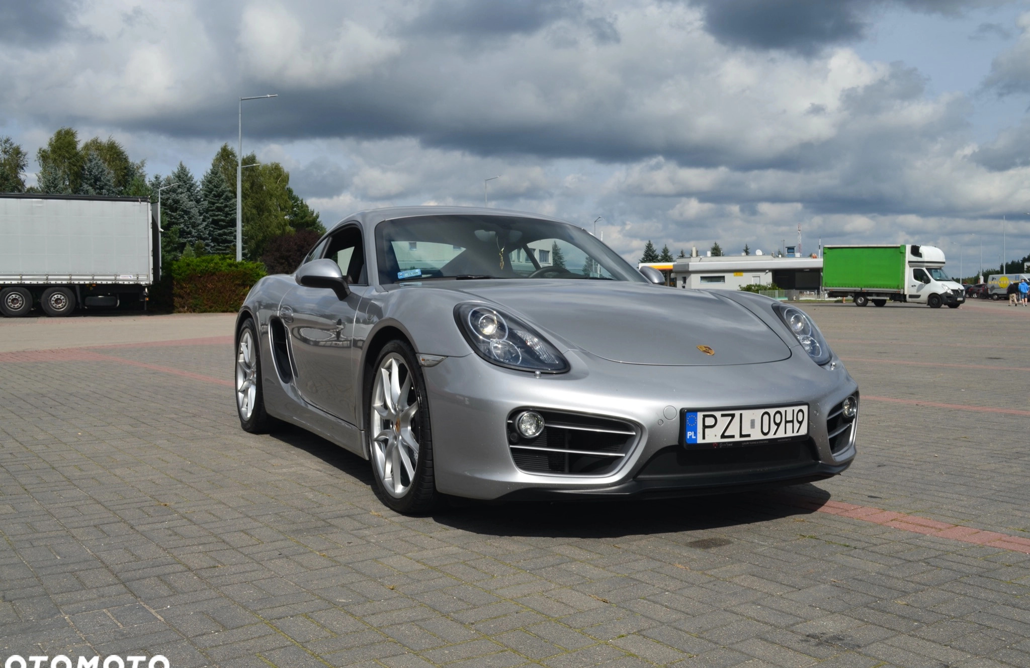 Porsche Cayman cena 219000 przebieg: 107000, rok produkcji 2013 z Jastrowie małe 466